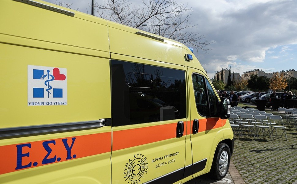 Τελετή παράδοσης και παραλαβής ασθενοφόρων, δωρεά του Ιδρύματος Ευγενίδου στο ΠΠΙ Γενναδίου Ρόδου και στο Κέντρο Υγείας Ίου, Πέμπτη 12 Ιανουαρίου 2023.
(ΒΑΣΙΛΗΣ ΡΕΜΠΑΠΗΣ/EUROKINISSI) Τελετή παράδοσης και παραλαβής ασθενοφόρων, δωρεά του Ιδρύματος Ευγενίδου στο ΠΠΙ Γενναδίου Ρόδου και στο Κέντρο Υγείας Ίου, Πέμπτη 12 Ιανουαρίου 2023.
(ΒΑΣΙΛΗΣ ΡΕΜΠΑΠΗΣ/EUROKINISSI)