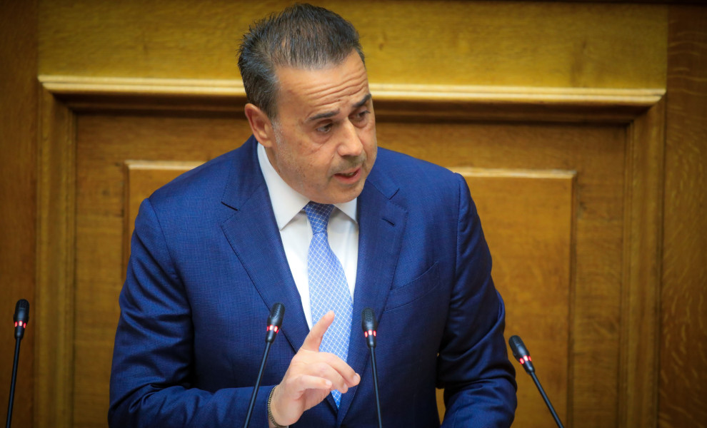 Ο Σταύρος Παπασταύρου στο βήμα της Βουλής/Φωτογραφία αρχείου (Eurokinissi)