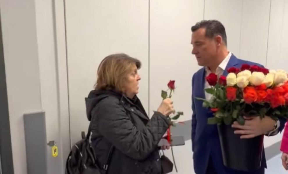 @AdonisGeorgiadi / X