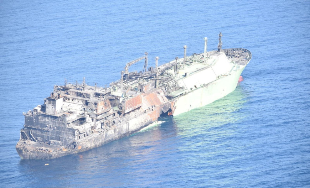 The Russian LNG tanker, Arctic Metagaz / Marina Militare/Handout via REUTERS