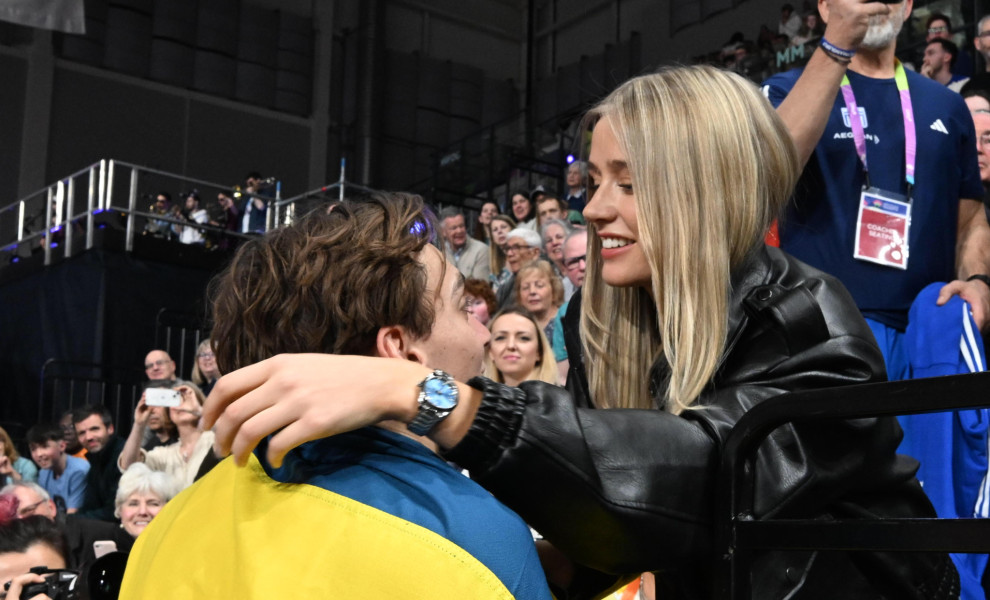 Ο Μόντο Ντουπλάντις με την σύντροφο του, Ντεζιρέ, Ινγκλάντερ/Eurokinissi