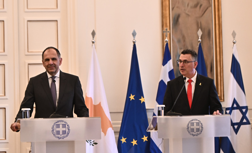 ΓΕΡΑΠΕΤΡΙΤΗΣ ΚΑΙ ΣΑΑΡ (ΦΩΤΟ: ΚΩΣΤΑΣ ΤΖΟΥΜΑΣ/EUROKINISSI)