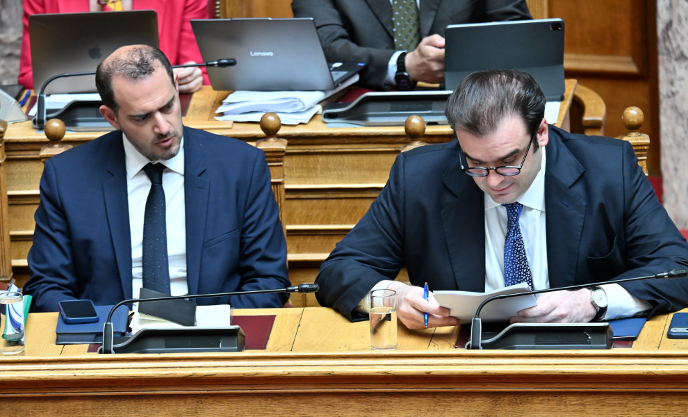 Ο ΓΙΩΡΓΟΣ ΚΩΤΣΗΡΑΣ (Α) ΚΑΙ Ο ΚΥΡΙΑΚΟΣ ΠΙΕΡΡΑΚΑΚΗΣ (ΦΩΤΟ: INTIME NEWS / ΧΑΛΚΙΟΠΟΥΛΟΣ ΝΙΚΟΣ)