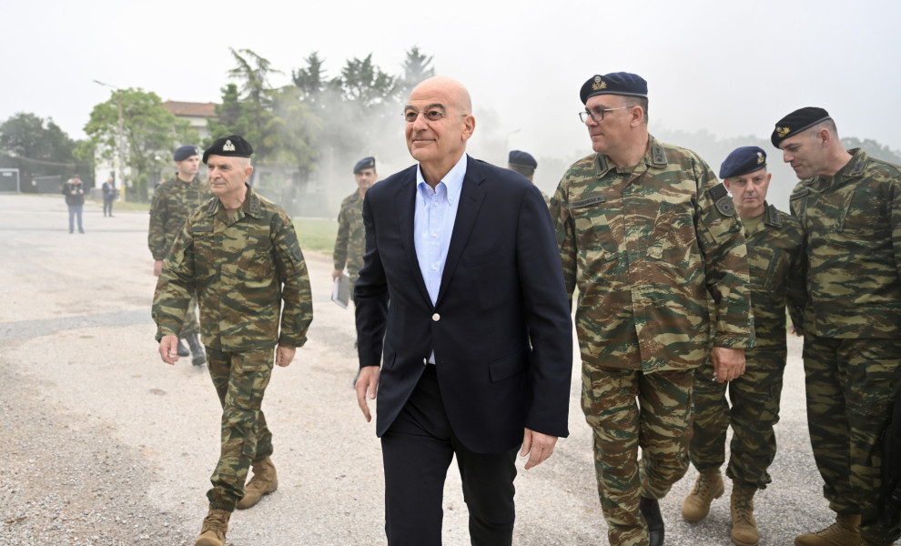 Ο Νίκος Δένδιας στην 34η Μηχανοκίνητη Ταξιαρχία στην Άσσηρο (Γραφείο Τύπου Υπουργείου Εθνικής Άμυνας)