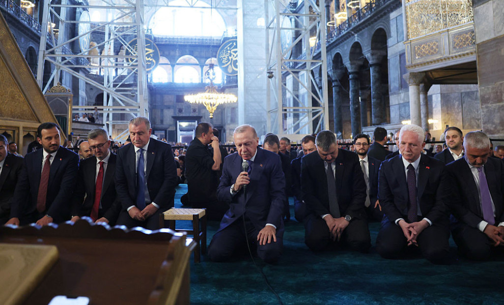 (Photo by TUR Presidency/Murat Kula / Handout/Anadolu via Getty Images)