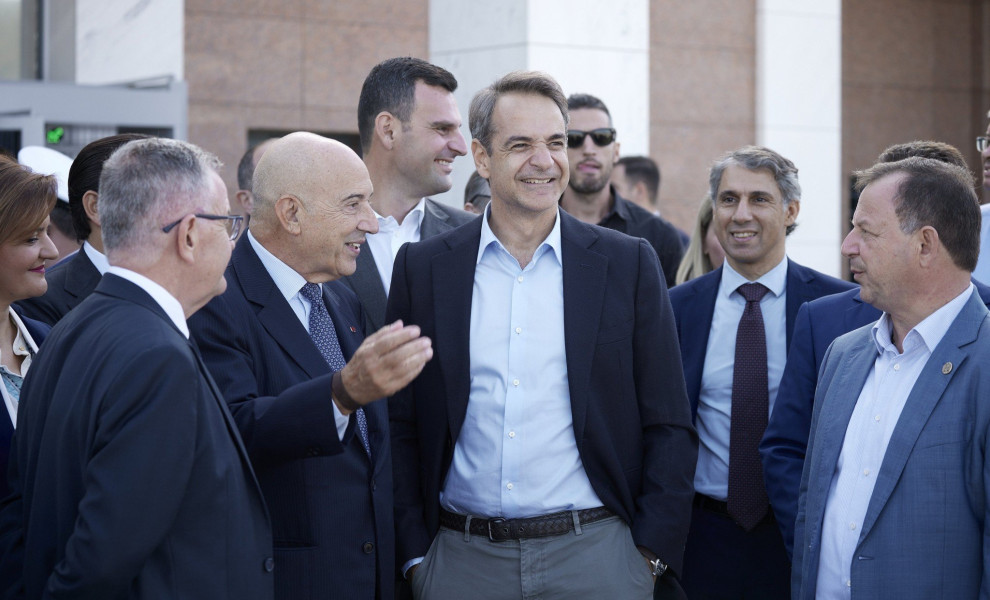 Ο πρωθυπουργός Κυριάκος Μητσοτάκης κατά τη σημερινή του επίσκεψη στα Ιωάννινα / ΑΠΕ-ΜΠΕ/ΓΡΑΦΕΙΟ ΤΥΠΟΥ ΠΡΩΘΥΠΟΥΡΓΟΥ/ΔΗΜΗΤΡΗΣ ΠΑΠΑΜΗΤΣΟΣ