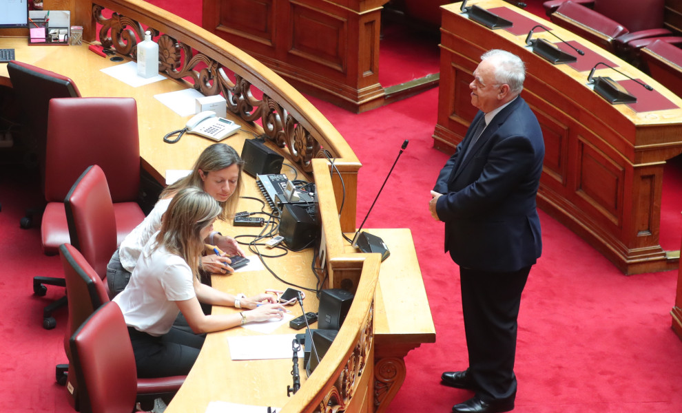 Ορκομωσία του βουλευτή Γιάννη Δραγασάκη (ΦΩΤΟ: ΣΩΤΗΡΗΣ ΔΗΜΗΤΡΟΠΟΥΛΟΣ / EUROKINISSI)