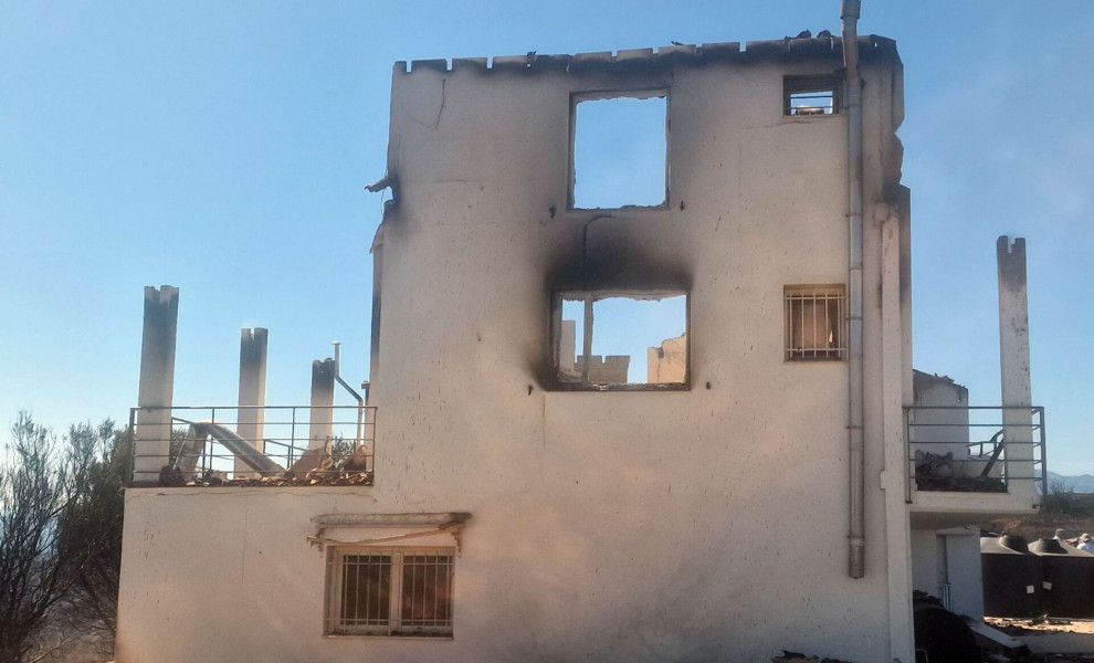 ΦΩΤΙΑ ΣΤΗΝ ΑΙΓΙΑΛΕΙΑ
INTIME NEWS / ΑΛΕΞΟΠΟΥΛΟΣ ΑΝΔΡΕΑΣ