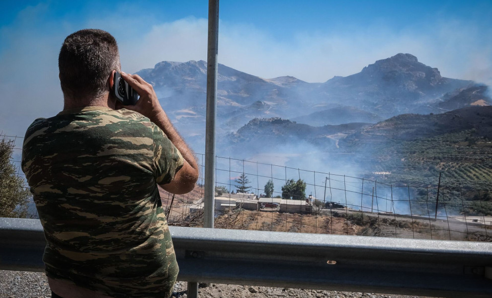 ΠΥΡΚΑΓΙΑ ΣΤΟ ΡΕΘΥΜΝΟ ΚΡΗΤΗΣ (ΦΩΤΟ: ΑΝΤΩΝΗΣ ΖΟΥΡΙΔΑΚΗΣ / EUROKINISSI)