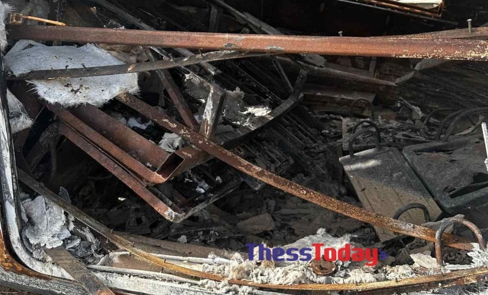 Διαλυμένα βαγόνια μετά την τραγωδία στα Τέμπη/φωτό thesstoday