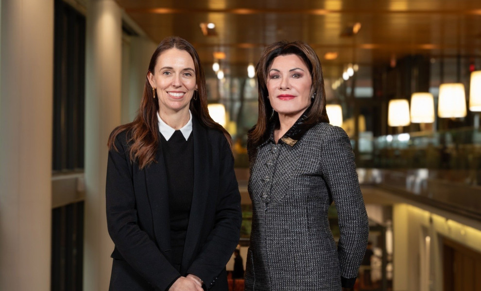 Η Γιάννα Αγγελοπούλου με την Τζασίντα Άρντερν