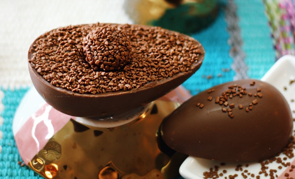 Chocolate egg/Unsplash