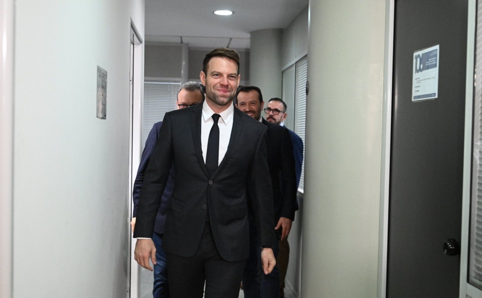 Ο Στέφανος Κασσελάκης στην επίσκεψή του στην Επιτροπή Ανταγωνισμού / Φωτ. Αρχείου Eurokinissi Ο Στέφανος Κασσελάκης στην επίσκεψή του στην Επιτροπή Ανταγωνισμού / Φωτ. Αρχείου Eurokinissi