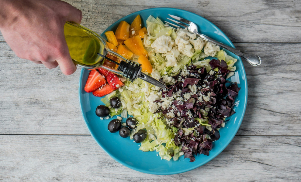 Ελαιόλαδο, μεταλλικό νερό, χυμοί - οι πρωταθλητές στις ανατιμήσεις τιμών / Unsplash