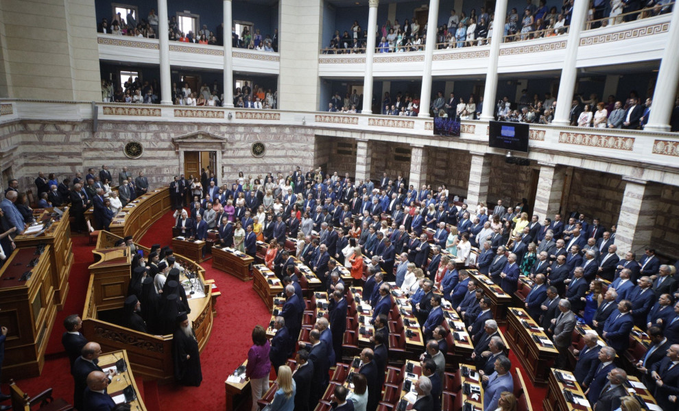 Ντόμινο αλλαγών στις έδρες θα φέρει μία ενδεχόμενη καταδικαστική απόφαση της δικαιοσύνης για τους βουλευτές των Σπαρτιατών και το ρόλο Κασιδιάρη / Eurokinissi