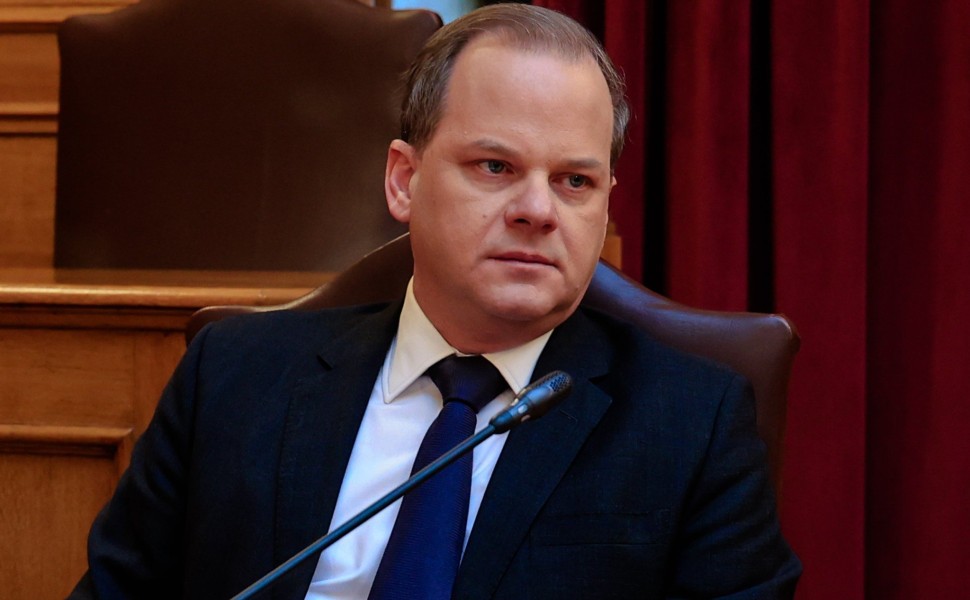 Δικογραφία κατά Καραμανλή στη Βουλή από τραυματία της τραγωδίας των Τεμπών Δικογραφία κατά Καραμανλή στη Βουλή από τραυματία της τραγωδίας των Τεμπών