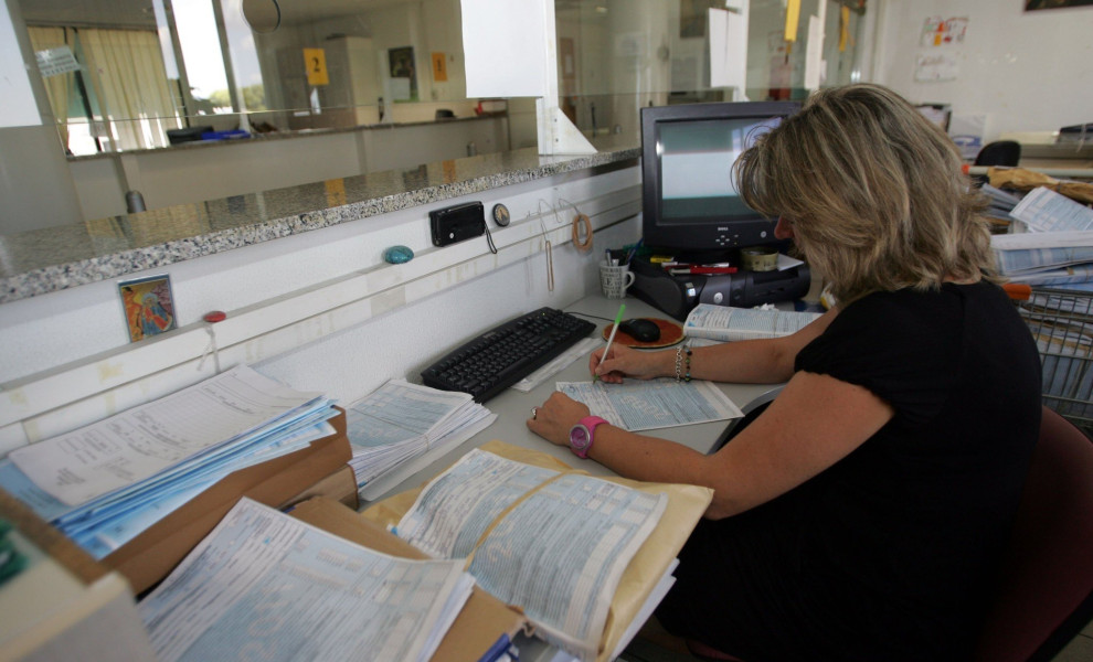 Εικόνα από εφορία της Αττικής (φωτο: ΑΠΕ-ΑΠΕ/ΜΑΡΙΑ ΜΑΡΟΓΙΑΝΝΗ)