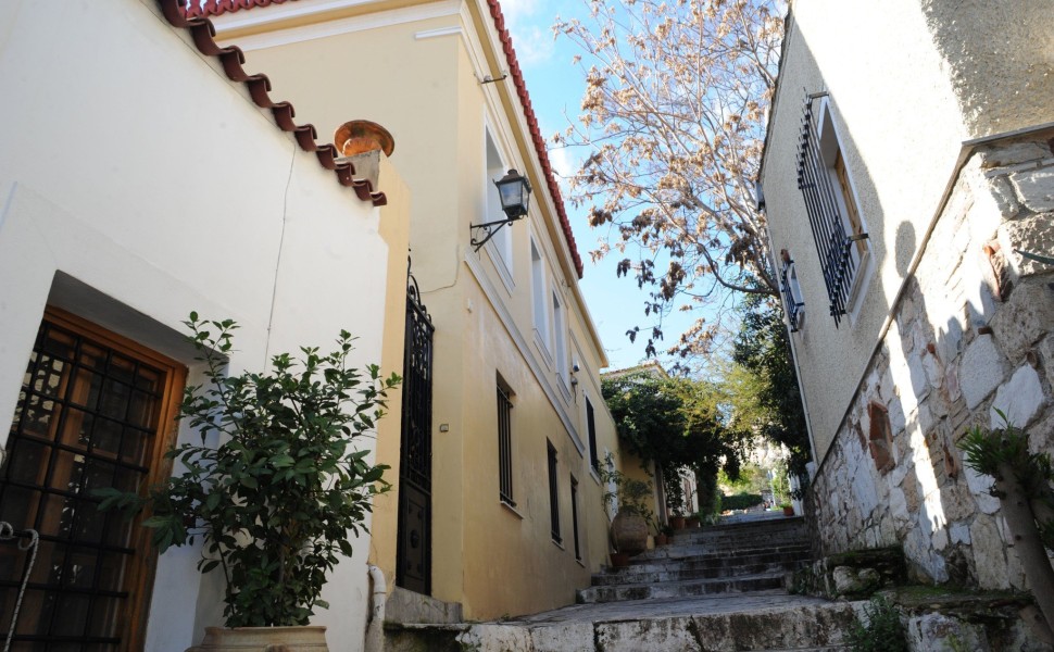 Εικόνα από διατηρητέα κτίρια στην Πλάκα (φωτο: Eurokinissi Εικόνα από διατηρητέα κτίρια στην Πλάκα (φωτο: Eurokinissi