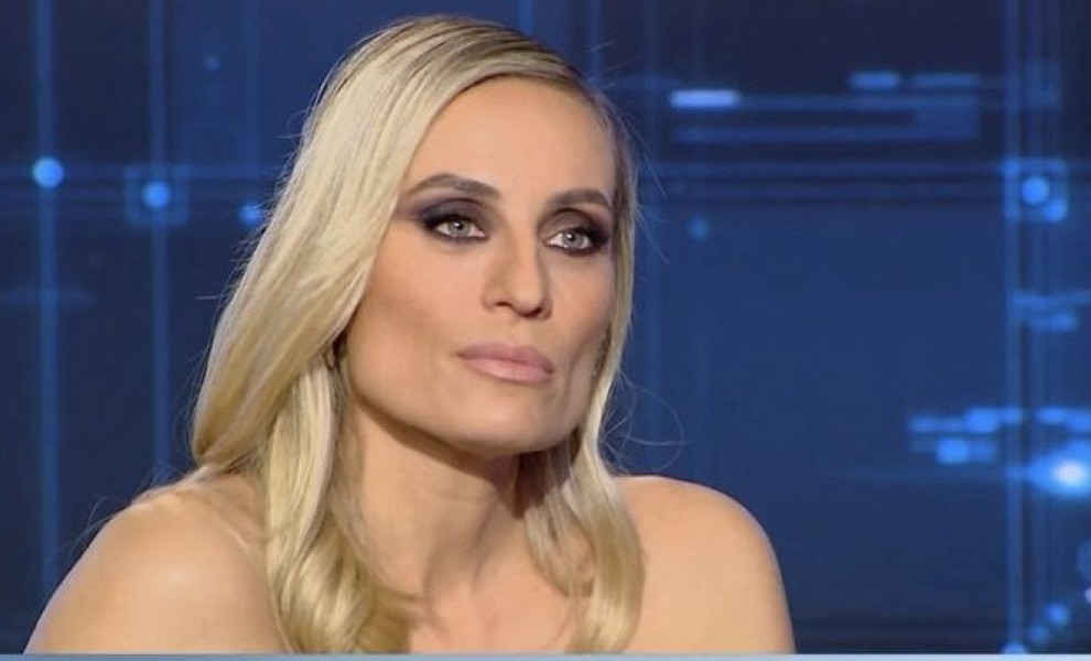 Ελεονώρα Μελέτη/Glomex-Αντ1