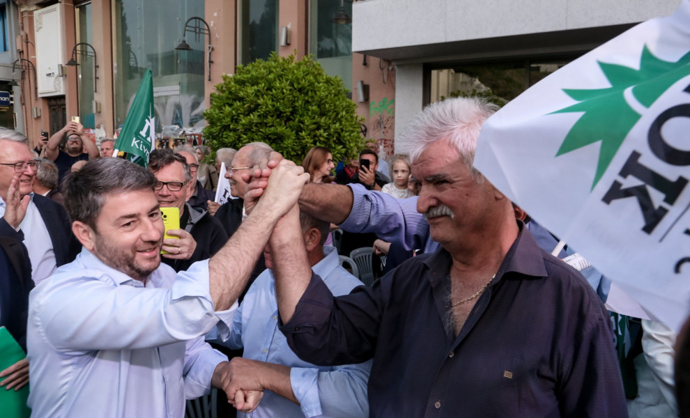 Αφήγημα για το βράδυ και την επομένη των εκλογών χτίζει ο Νίκος Ανδρουλάκης / Φωτό από την επίσκεψη στη Λάρισα - Eurokinissi