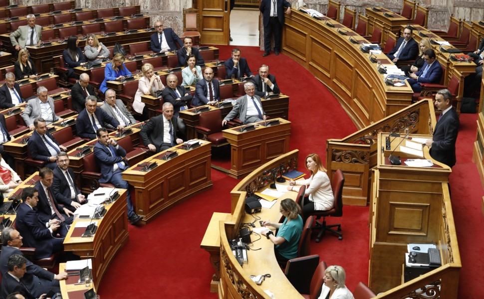 Ο Κυριάκος Μητσοτάκης στο βήμα της Ολομέλειας της Βουλής / Intime Ο Κυριάκος Μητσοτάκης στο βήμα της Ολομέλειας της Βουλής / Intime