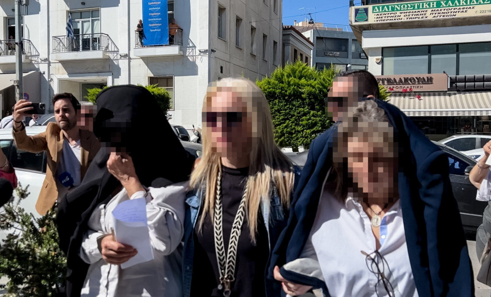 ΣΤΟΝ ΑΝΑΚΡΙΤΗ ΟΙ ΚΑΤΗΓΟΡΟΥΜΕΝΟΙ ΕΦΟΡΙΑΚΟΙ ΓΙΑ ΤΗΝ ΥΠΟΘΕΣΗ ΕΚΒΙΑΣΗΣ ΕΠΙΧΕΙΡΗΜΑΤΙΩΝ ΣΤΗ ΧΑΛΚΙΔΑ  / φωτ/ Eurokinissi