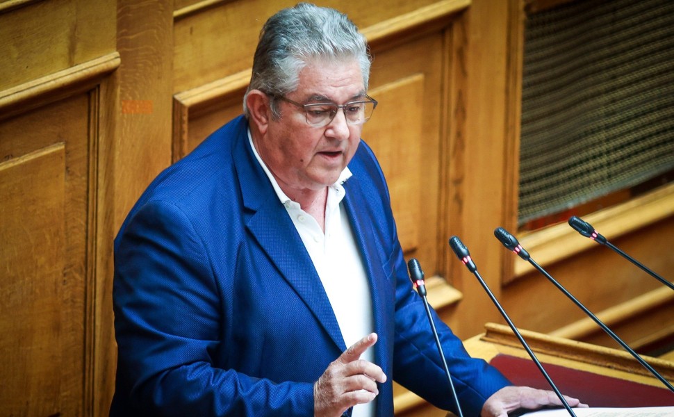 Ο Δημήτρης Κουτσούμπας στο βήμα της Ολομέλειας / Eurokinissi Ο Δημήτρης Κουτσούμπας στο βήμα της Ολομέλειας / Eurokinissi