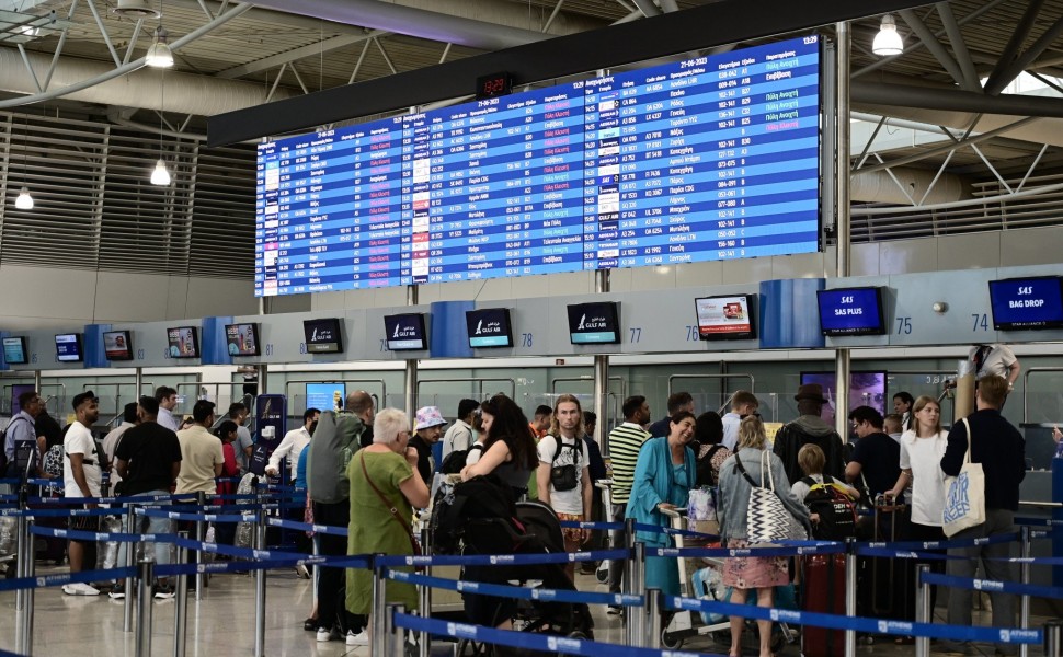 Αίθουσα αναχωρήσεων Ελευθέριος Βενιζέλος / Eurokinissi Αίθουσα αναχωρήσεων Ελευθέριος Βενιζέλος / Eurokinissi