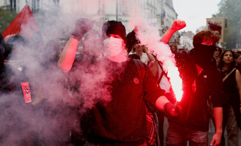 Μαζικές διαδηλώσεις στη Γαλλία κατά του νέου πρωθυπουργού / Reuters