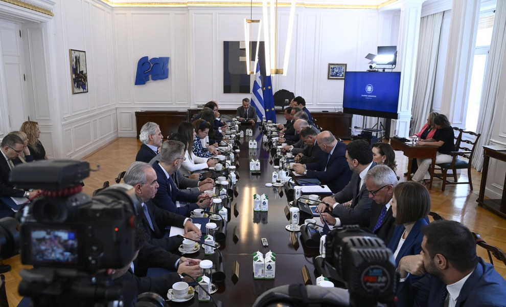 Οι υπουργοί παίρνουν εκ νέου «φύλλα πορείας» για εξορμήσεις στην περιφέρεια / Φωτ. Intime