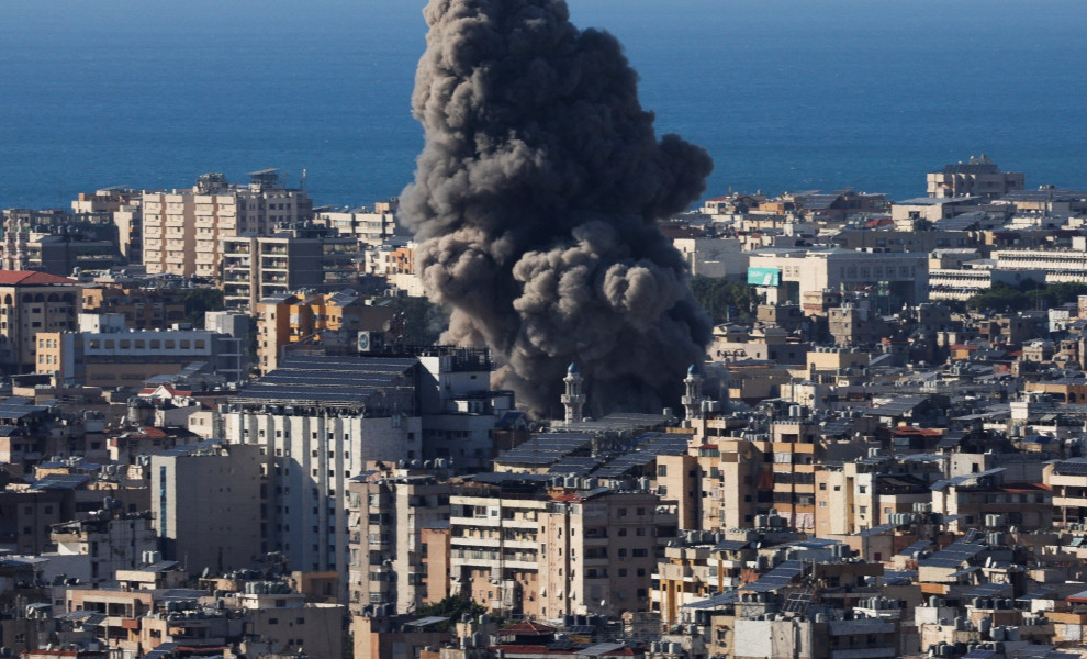 Το Ισραήλ βομβαρδίζει τη Βηρυτό / Reuters