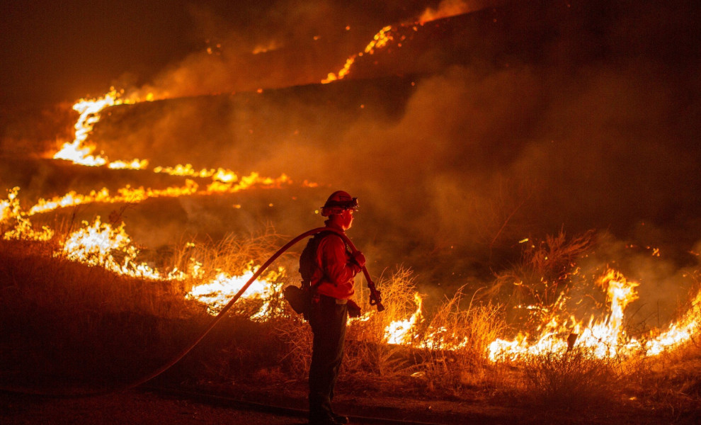 Φωτιές στο Λος Άντζελες: Νέες εκκενώσεις από απειλητικό μέτωπο που ξέσπασε / Reuters
