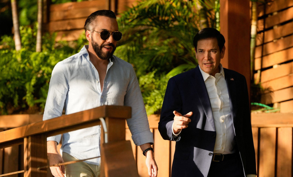 U.S. Secretary of State Marco Rubio meets with El Salvador's President Nayib Bukele at his residence at Lake Coatepeque, El Salvador, Monday, Feb. 3, 2025. Mark Schiefelbein/Pool via REUTERS