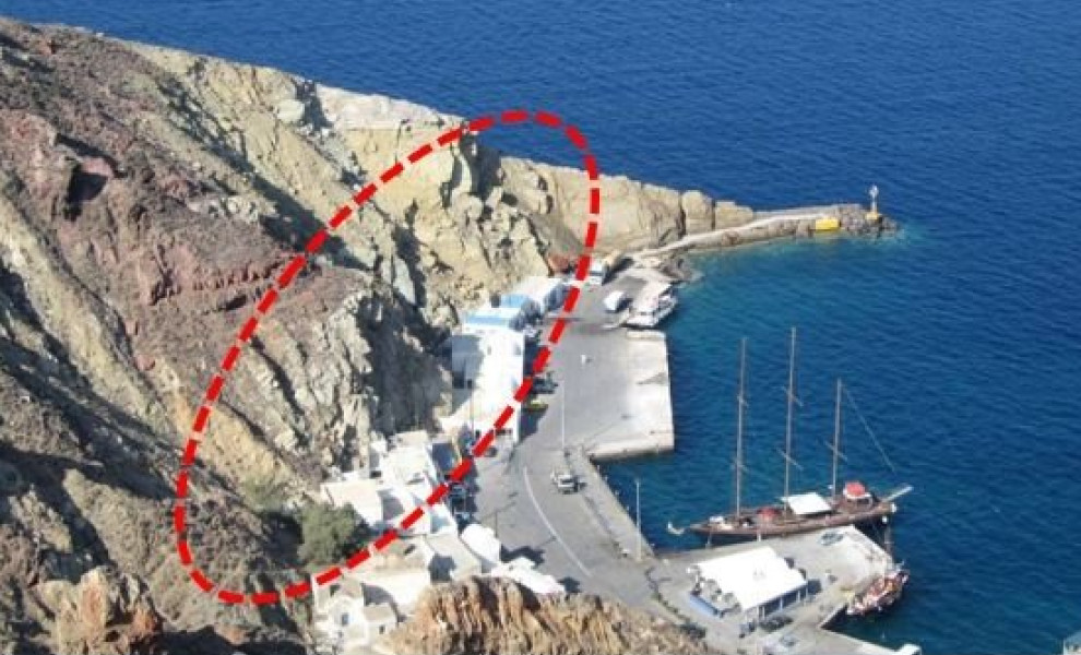 Κίνδυνος κατολισθήσεων στη Σαντορίνη/ ΟΑΣΠ