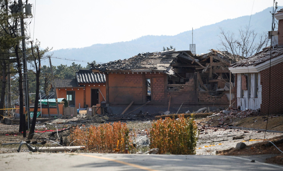 Το αποτέλεσμα του -από λάθος- βομβαρδισμού του κορεατικού χωρίου, REUTERS/Kim Hong-Ji
