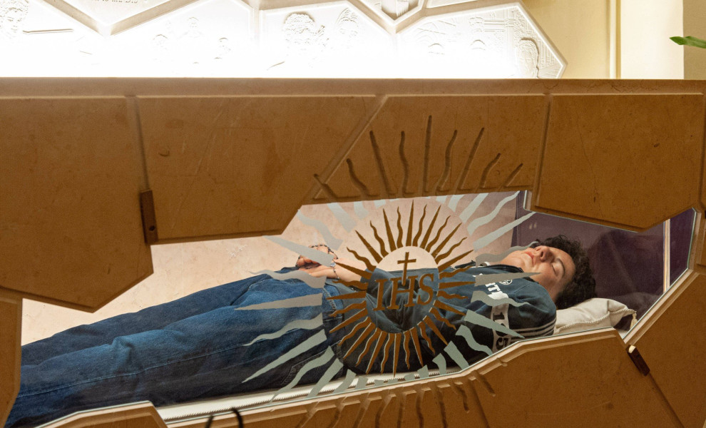 Ο τάφος του νεότερου Αγίου της Καθολικής Εκκλησίας, Κάρλο Ακούτις / Imago