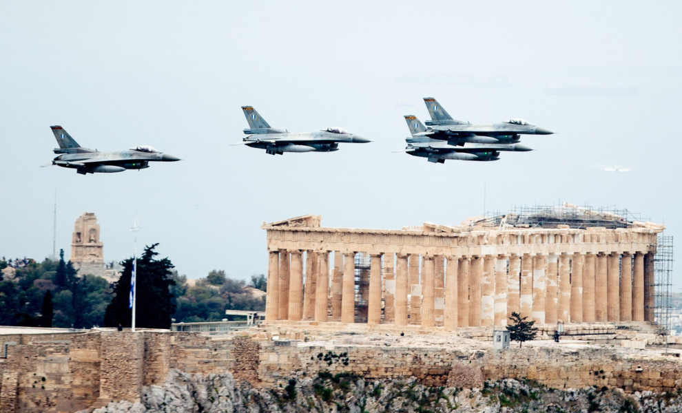 Στρατιωτική παρέλαση 25ης Μαρτίου / Intime