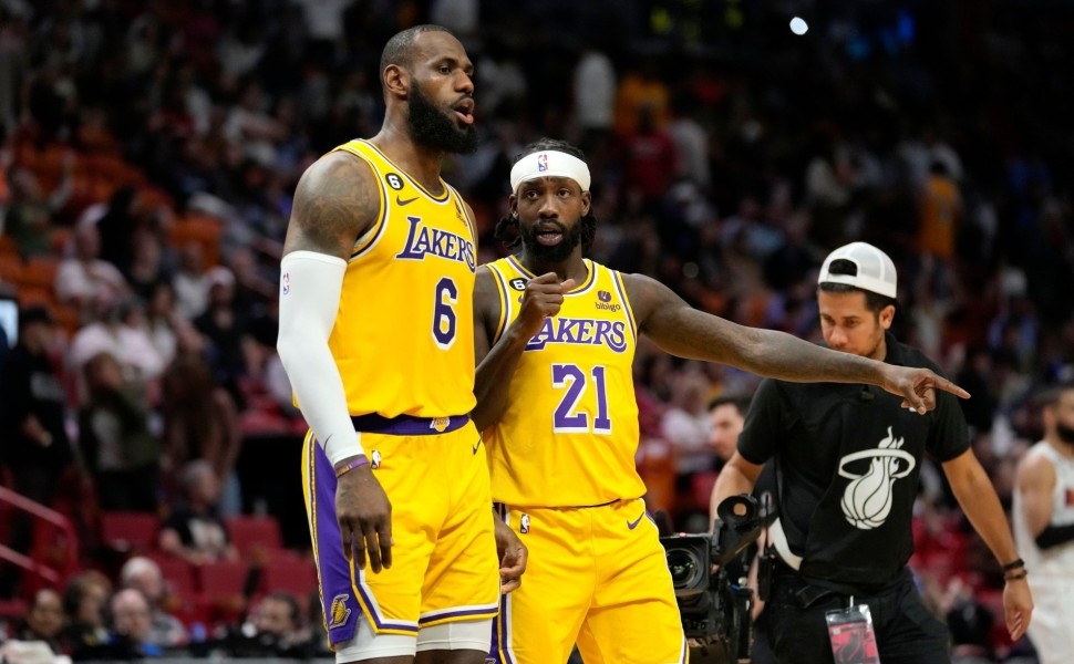 X (@LakersDailyCom)
