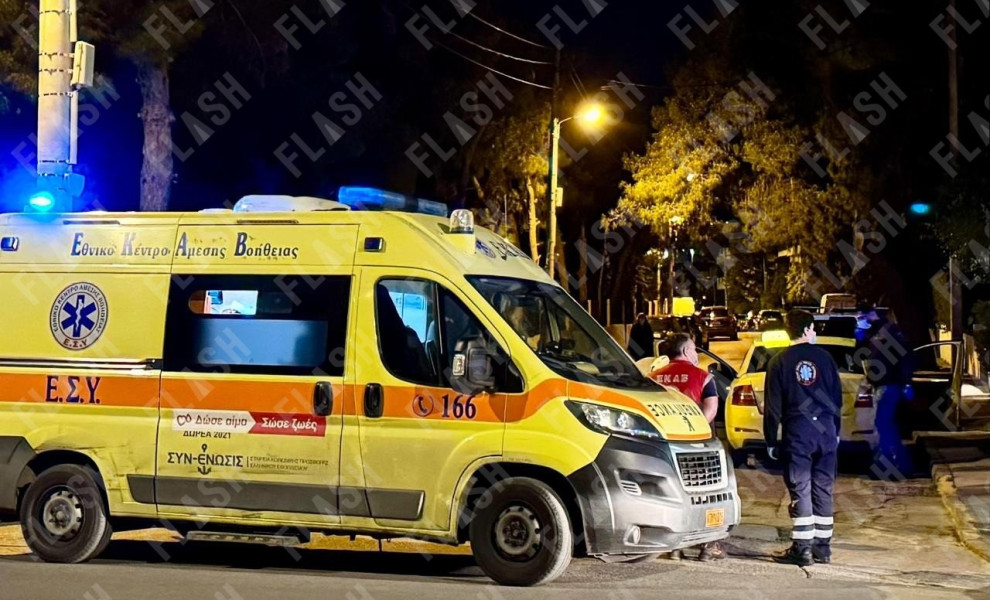ΕΚΑΒ και ΕΛΑΣ στο σημείο που βρέθηκε νεκρός άνδρας
