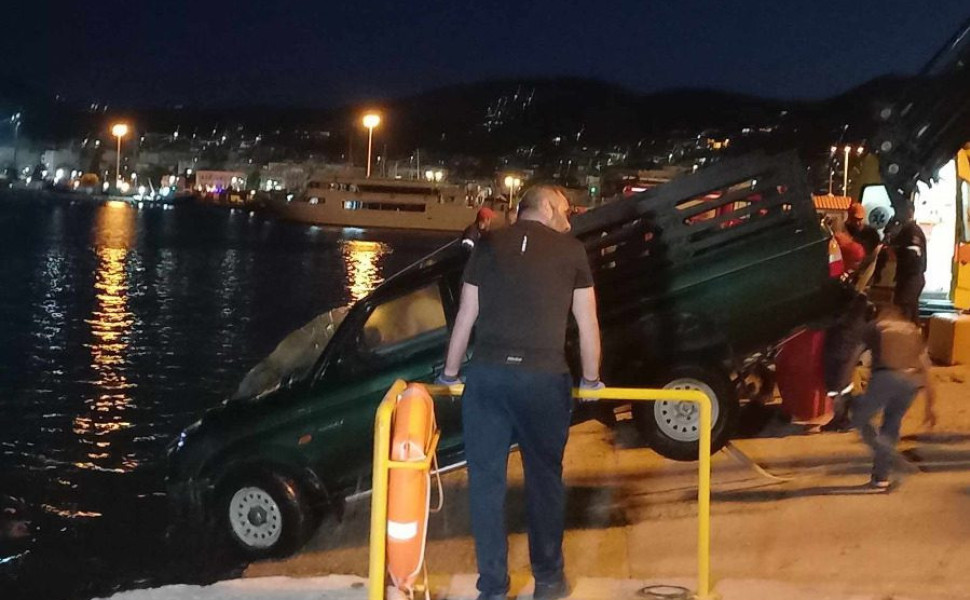 stonisi.gr