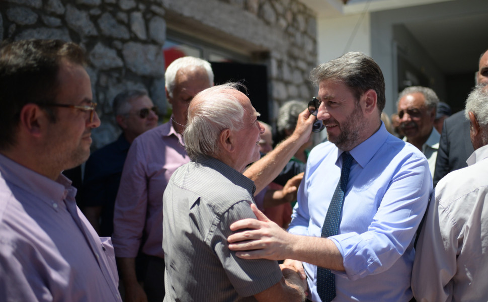 Ο Νίκος Ανδουλάκης στο Προκόπι Ευβοίας / πηγή: Γραφείο Τύπου ΠΑΣΟΚ