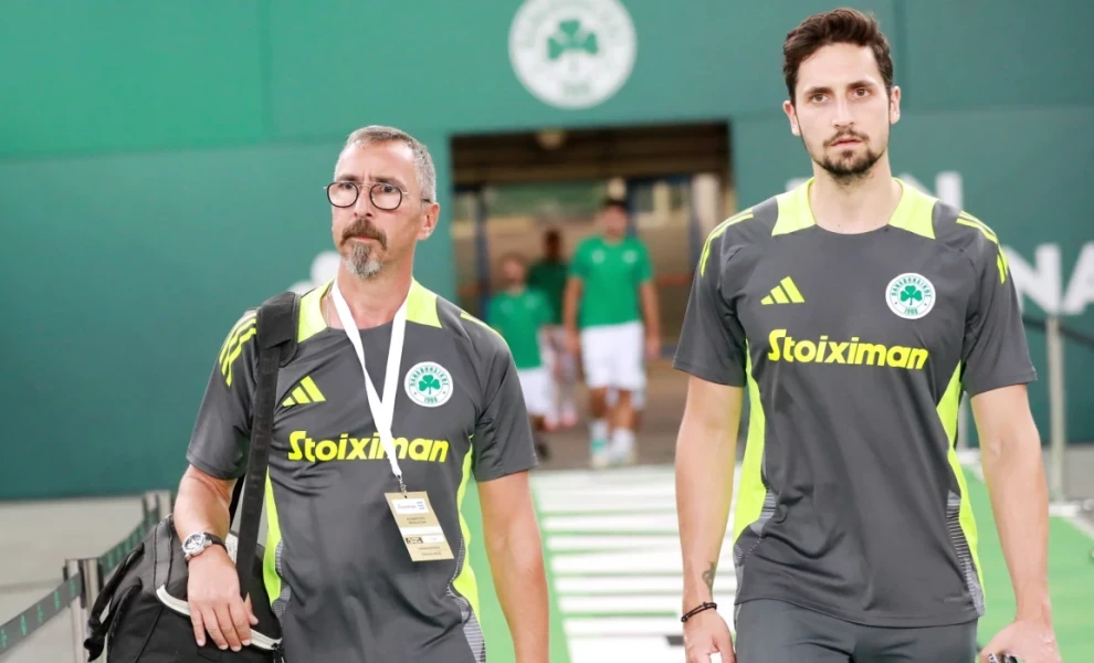 Ο Παναγιώτης Αλεξανδρόπουλος (αριστερά στη φωτογραφία (IΝΤΙΜΕ)