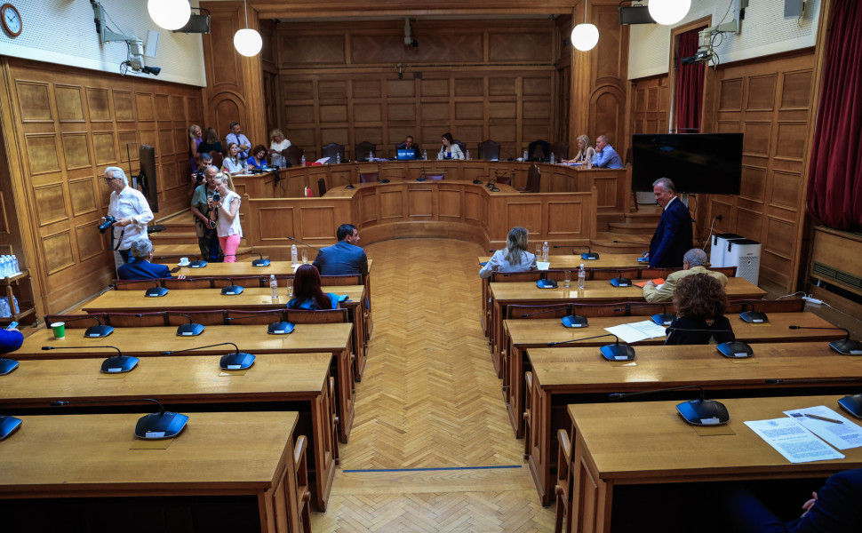 Αποχώρησαν από την προανακριτική Καραμανλή οι βουλευτές του ΠΑΣΟΚ και του ΣΥΡΙΖΑ / Eurokinissi