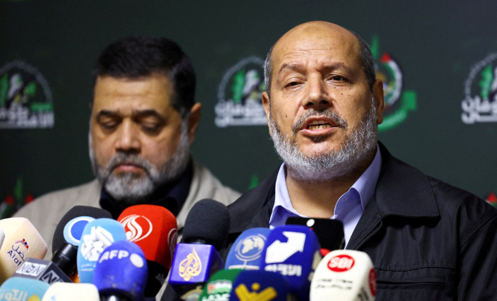 Ο Καχίλ αλ-Χάγια (Δ) - Φωτο: REUTERS/Esa Alexander