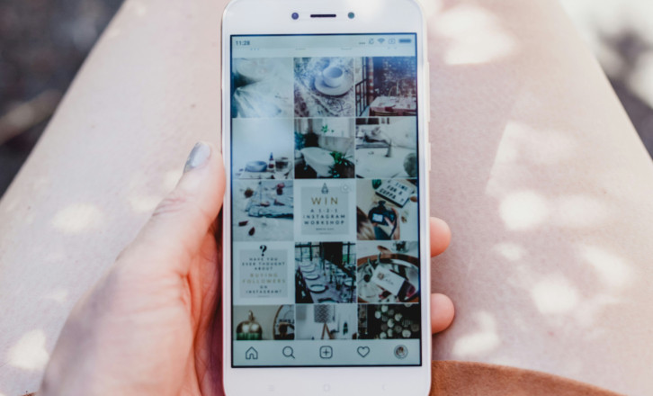 Γιατί οι εικόνες AI στο Facebook μας ξεγελούν πιο εύκολα απ’ όσο νομίζουμε