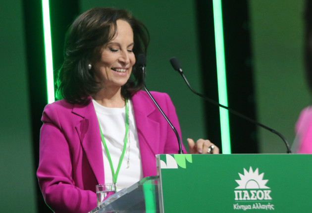 Συνέδριο ΠΑΣΟΚ - Διαμαντοπούλου: Όχι σε συντροφικά μπαζούκας, το ΠΑΣΟΚ δε γίνεται συμπλήρωμα κανενός