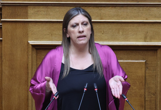 Η Ζωή πήρε το «100» την ώρα της συνεδρίασης: Ζήτησε να συλληφθούν οι γαλάζιοι βουλευτές