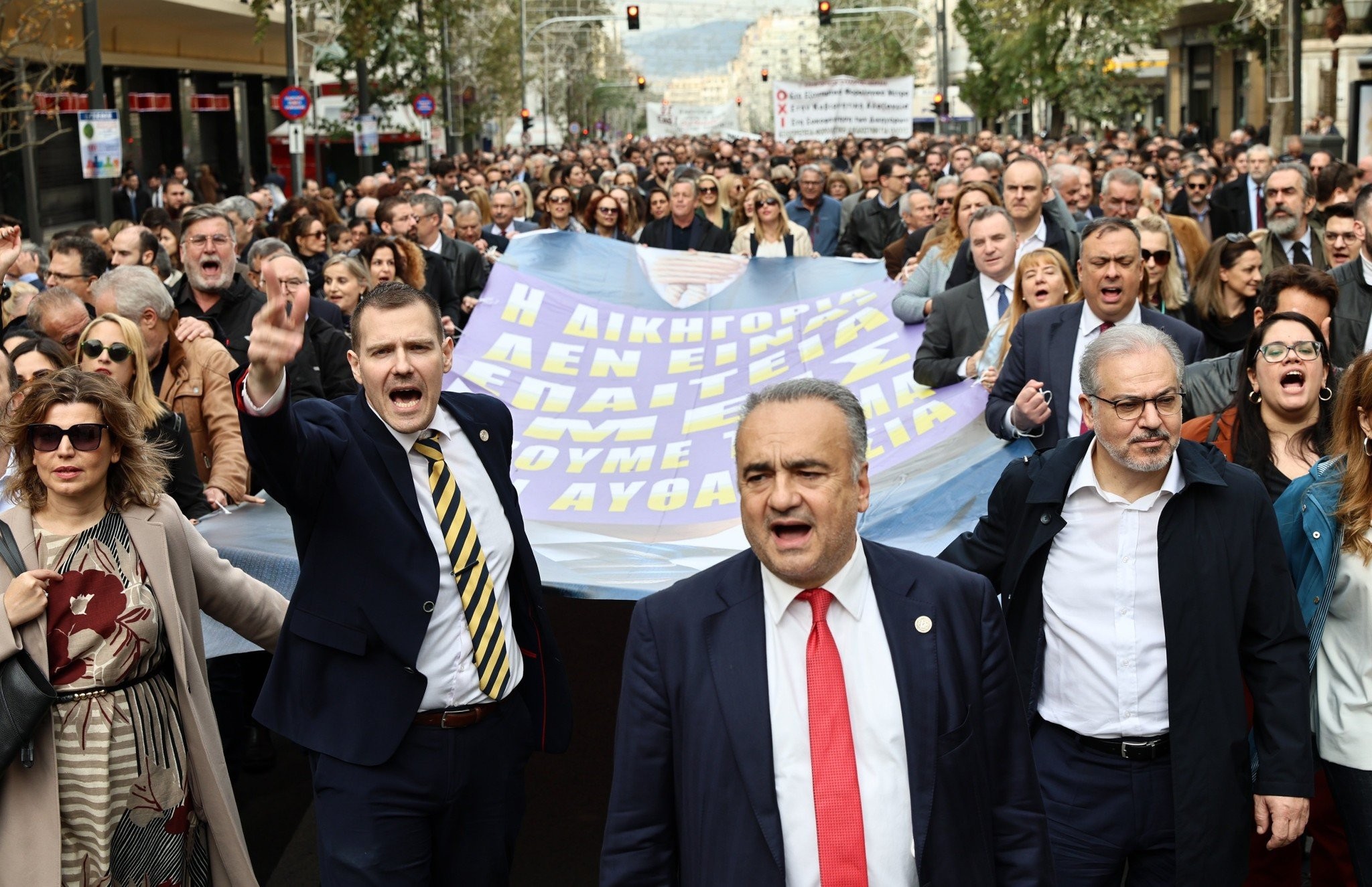 Δικηγόροι: Καθολική αποχή και συγκέντρωση διαμαρτυρίας τη Δευτέρα για το νέο Δικαστικό Χάρτη