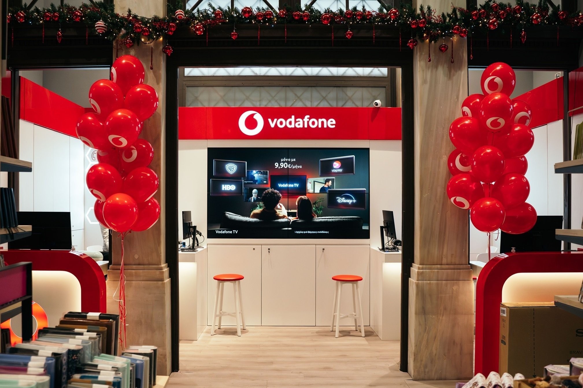 Η Vodafone στηρίζει τους συνδρομητές της στην Αττική που πλήττονται από τις πυρκαγιές