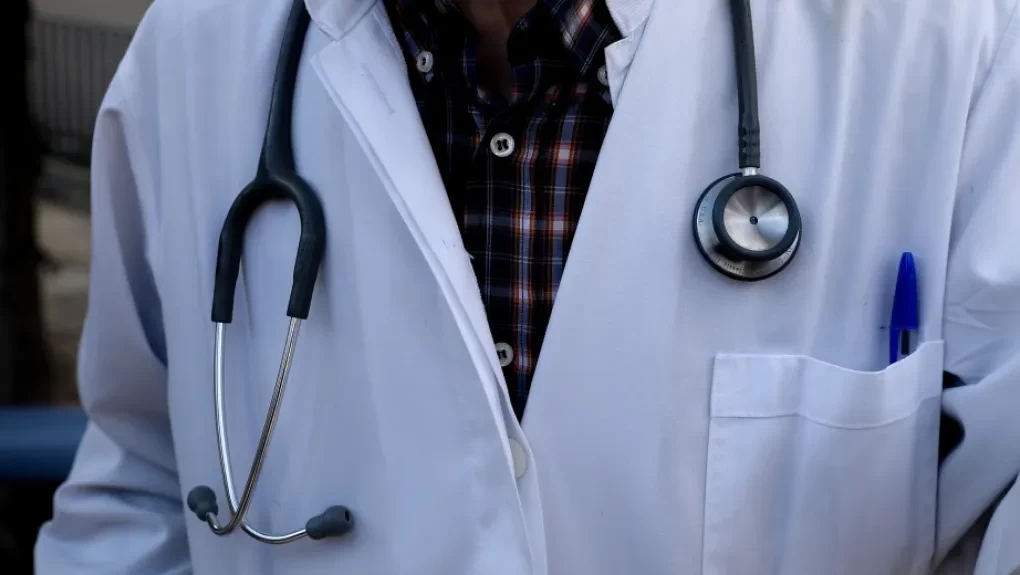 Προσωπικός γιατρός: Σε ποιες περιπτώσεις οι πολίτες θα πληρώνουν από τη τσέπη τους, το κόστος